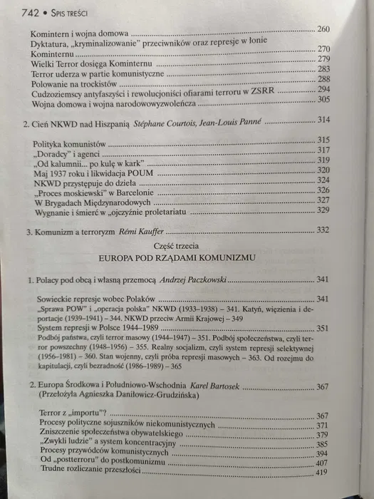 "Czarna księga komunizmu. Zbrodnie, terror, prześladowania" - obrazek 5